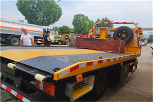 北蔡镇附近拖车电话号码服务