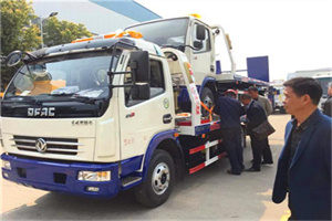 北蔡镇汽车道路救援拖车价格